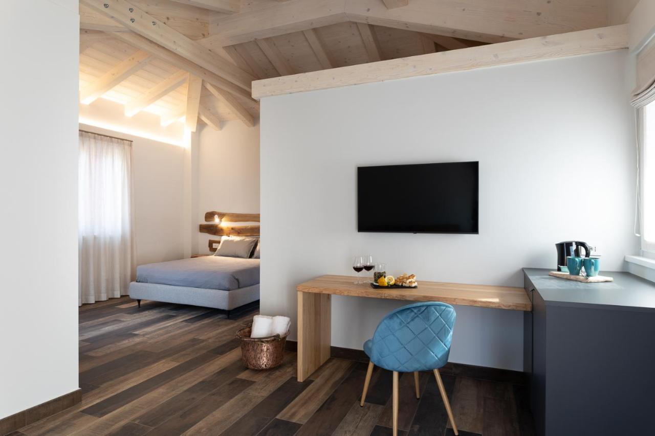 Musso Agriturismo Il Medeghino מראה חיצוני תמונה